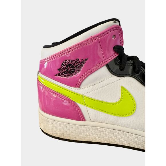 Nike Air Jordan 1 Mid Top SE Cyber Active Fuchsia 2020 5.5Y / womens 7 Athletic - Picture 8 of 14